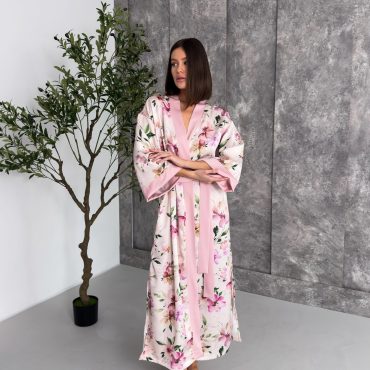 Long Kimono Satin Robe, Pastel Lounge Robe For Women, Elegant Lightweight Satin Robe With Slits, Gift Box For Women, Luxury Robe Gift Box