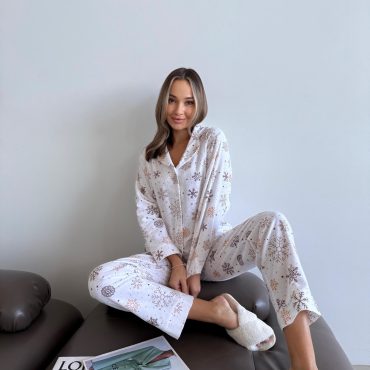 Women’s Flannel Pajama Set, 100% Cotton Winter Sleepwear, Cozy Snowflake Print Pjs, Soft Warm Loungewear, Gift For Her